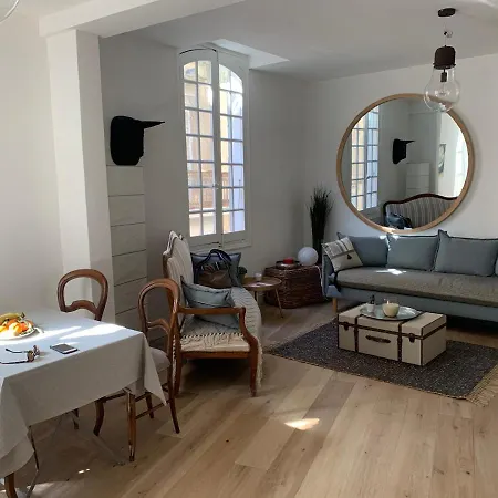 Cosy Centre Historique Apartment Arles Exterior photo