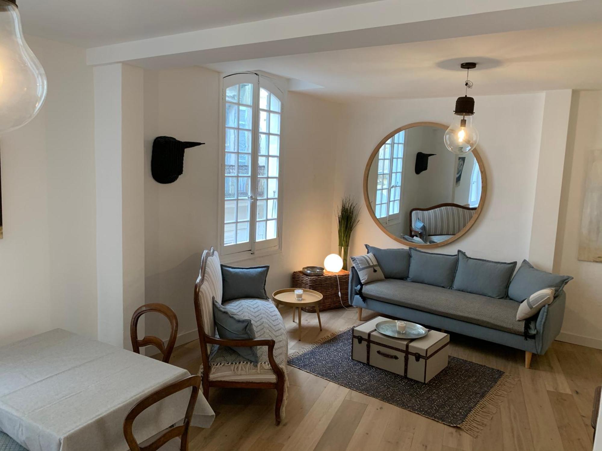 Cosy Centre Historique Apartment Arles